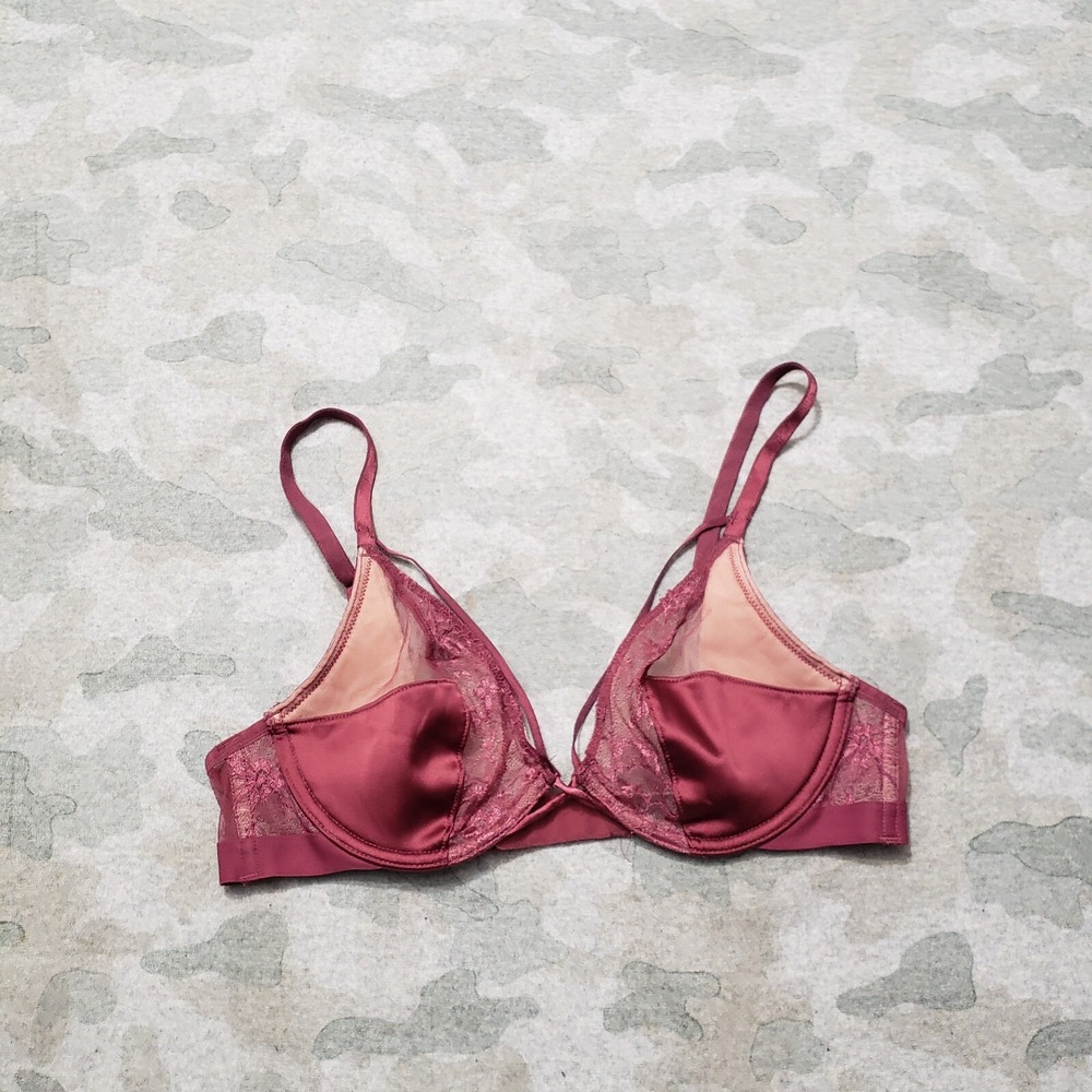 Victoria's secret Bra Womens 32C Purple Very Sexy Underwired